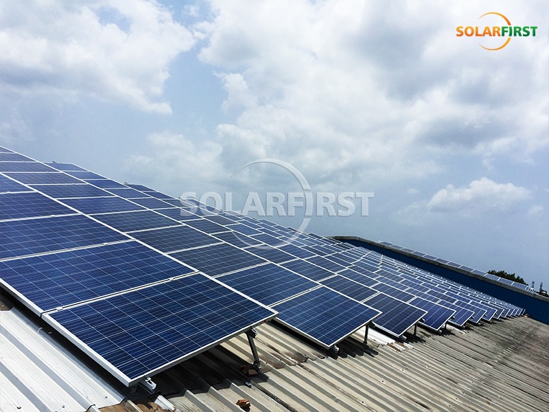 Installation sur toit réglable de 15 MWc en Inde