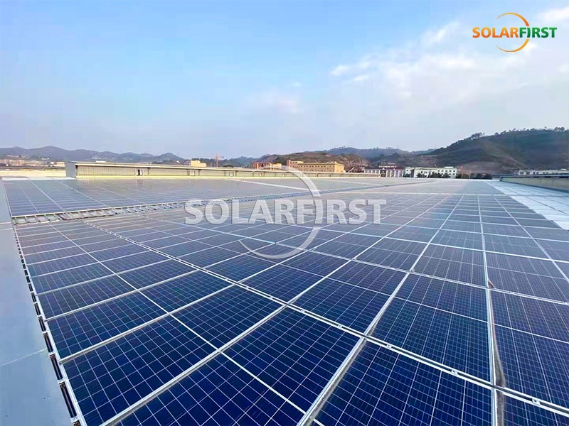 Installation sur toit BIPV de 4 MWp à Nanping