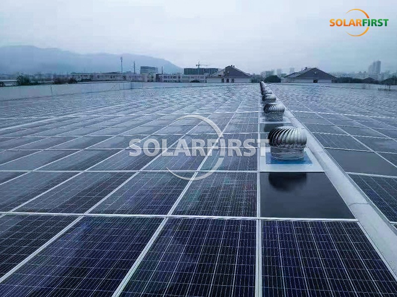 Système photovoltaïque intégré de toit de 4,2 MWc à Shaoyang, Hunan