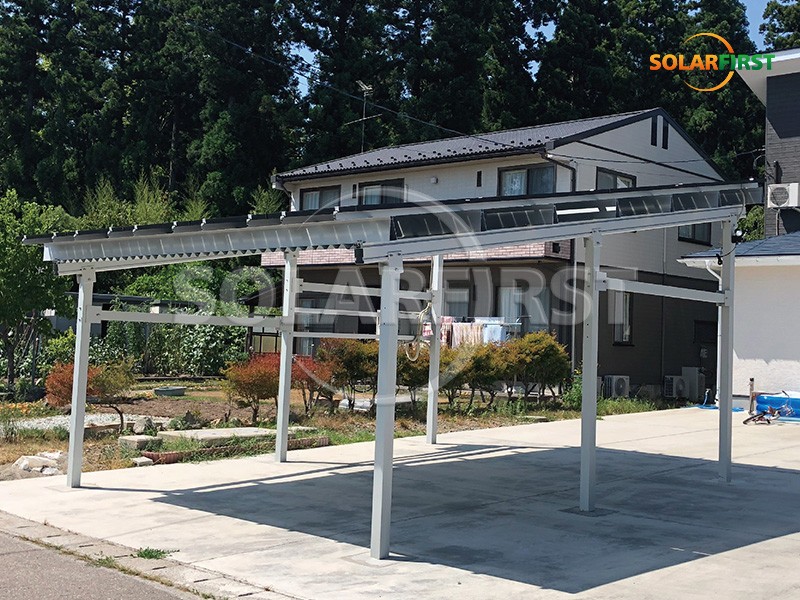 Solution d'abri de voiture photovoltaïque en alliage d'aluminium de 640 kWc au Japon