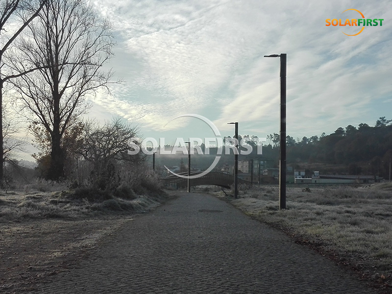 Solution de lampadaires intelligents au Portugal