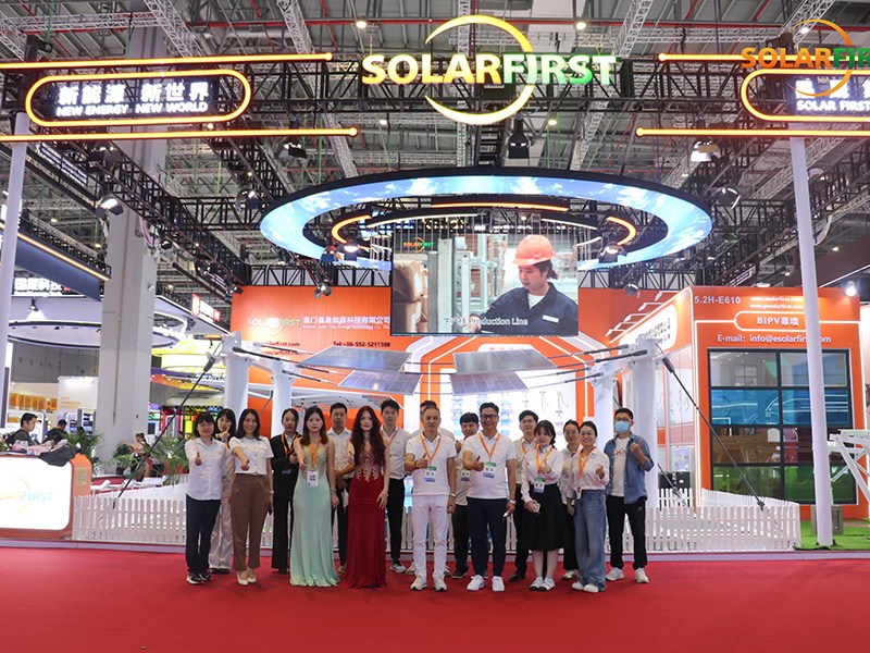 Solar First Group démontre son leadership en matière de montage photovoltaïque au SNEC 2025