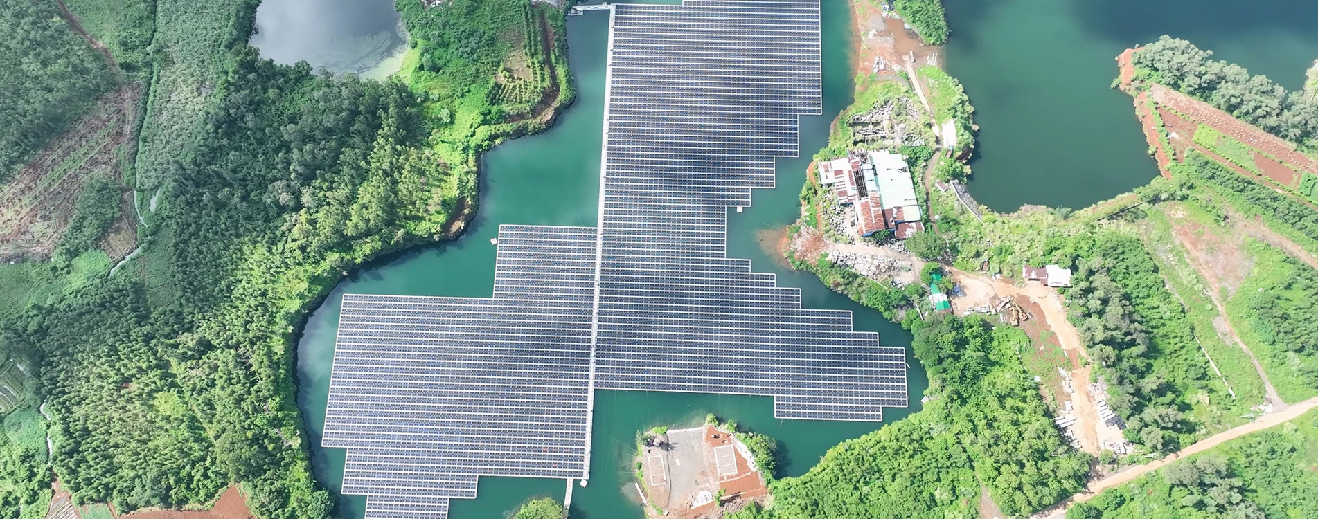 Projet de centrale photovoltaïque flottante de 7,2 MW à Hainan, en Chine